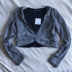 Zara silver sequin cropped knitted top Brand New still with tags.Size Large